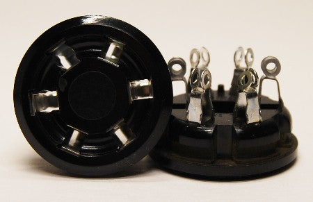 Amphenol 6 Pin Female Socket